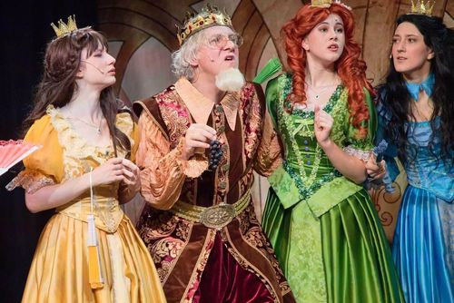 Zlatovláska v Karlíně, Renčův muzikál s loutkami a dětmi