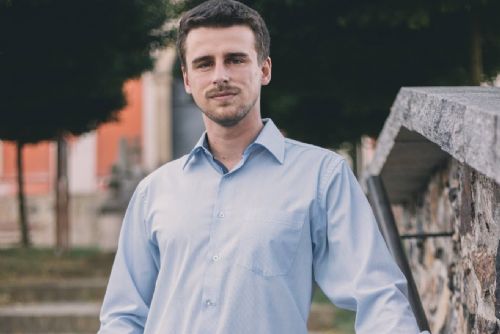 Přeštice slaví 800 let a čekají na zásadní obchvat. Rozhovor se starostou Tomášem Chmelíkem