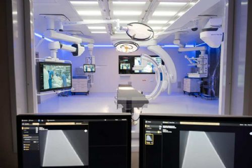 Českobudějovická nemocnice září novými operačními sály za 278 milionů