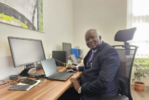 Fakultu pedagogickou ZČU posílil keňský odborník. Zaměří se na inkluzi i mezinárodní spolupráci