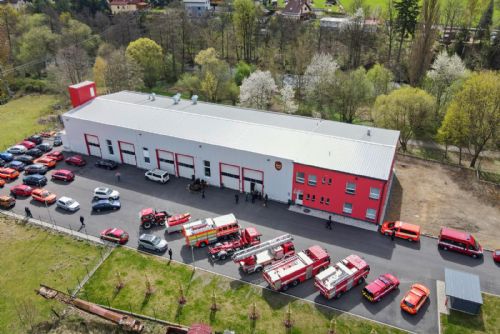 Hasiči v Sušici mají nové zázemí za téměř 60 milionů. Modernizace zrychlí výjezdy