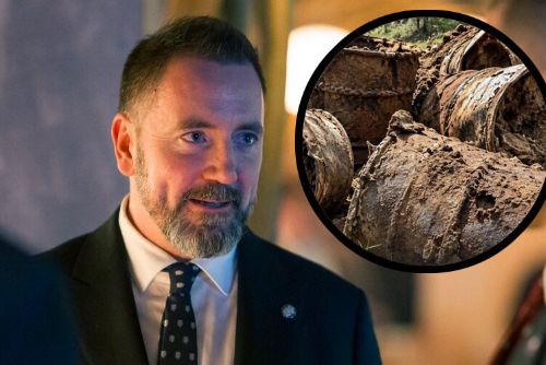 Kvůli kontaminaci na Šumavě padlo další trestní oznámení. Podal ho ministr Červený