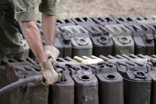 Nafta skokově zdražila až o 10 Kč. Řidiči na Tachovsku platí nejvíc v kraji