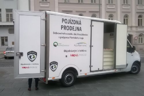Obchod jako služba, ne byznys. Kraj podporuje venkovské a pojízdné prodejny 