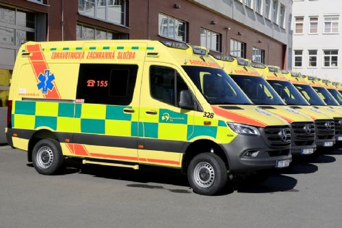 Plzeňský kraj posiluje záchranku o 17 nových vozů za 63,6 mil. Kč