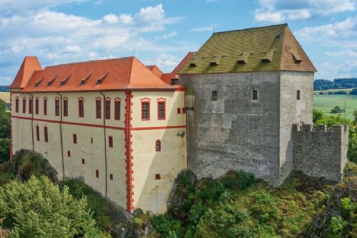 Praga Grand z roku 1929 má rozšířit sbírky hradu Kámen. Kraj Vysočina připravuje nákup i žádost o dotaci