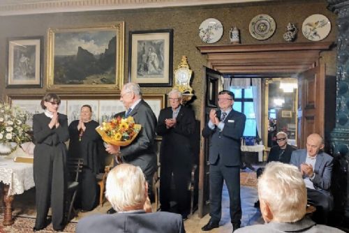 Profesor Psutka získal první Medaili Josefa Hlávky za kybernetiku