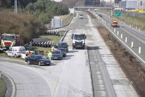 Řidiče na D5 čeká horké léto. Dálnici mezi Plzní a Rozvadovem znovu obsadí opravy
