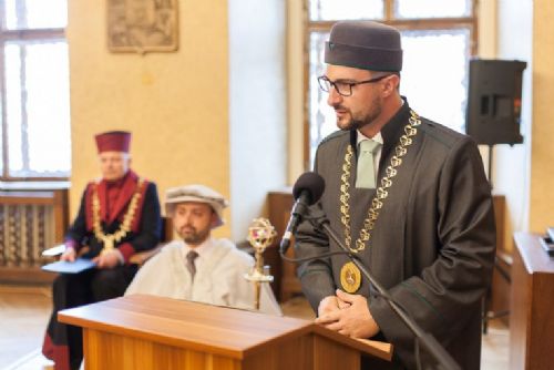 Studenti mu měli vracet stipendia. O osudu bývalého děkana ZČU dnes rozhoduje krajský soud