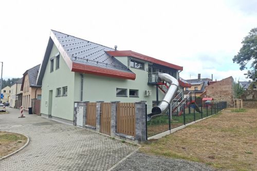 Tachov otevřel dětskou skupinu za 30 milionů. Téměř všechna místa jsou už plná