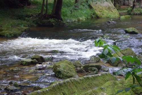Tragédie u Chrástu - mrtvý muž v řece