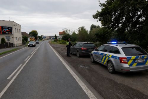 V Líních zastavili řidiče se dvěma zákazy, odmítl drogový test a měl propadlou STK