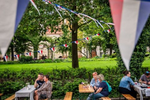 Bonjour Plzeň vrací francouzskou atmosféru. Festival nabídne divadlo, kulturu i gastronomii