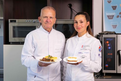 České dráhy mění menu. Ve vlacích nabídnou hovězí po burgundsku i cheesecake