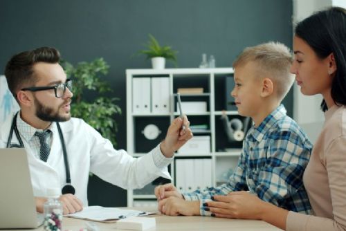 Kladenská nemocnice otevřela dětskou ordinaci. Nová praxe má zmírnit nedostatek pediatrů v regionu