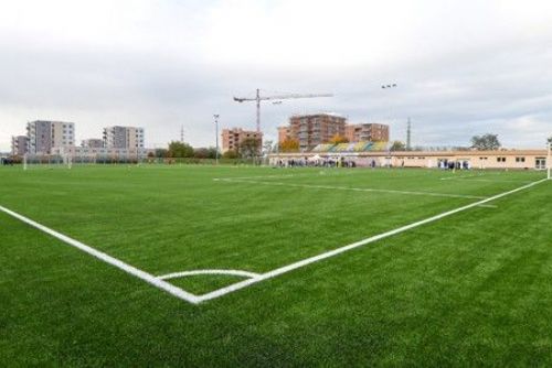 Nové hřiště v Plzni za 16,5 milionu - lepší podmínky pro školu i sportovní akademie
