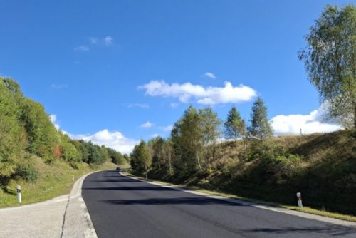 Opravy silnice I/20 u Úněšova - řidiče čeká zkouška trpělivosti
