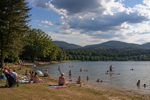 Plzeň a Plzeňský kraj čeká o víkendu horko až 36 °C. Od soboty hrozí silné bouřky