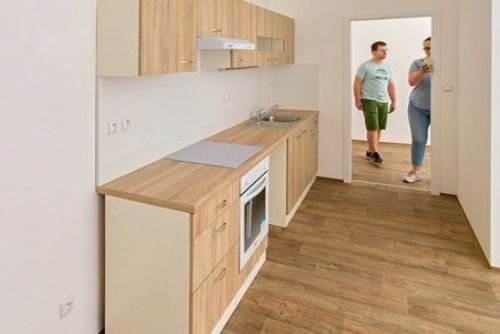 Plzeňská agentura RAMP poyskytuje střechu nad hlavou pro potřebné