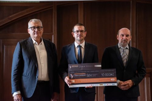 Plzeňští studenti ukázali budoucnost dopravy. V soutěži bodovali s vodíkem i autonomním řízením