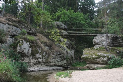 Přívoz přes Lužnici opět v provozu: turisté míří do Židovy strouhy!