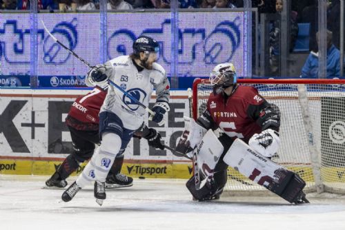 Sparta bere v Plzni první bod, čtvrtfinále otevřela výhrou 2:0