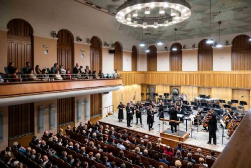 Spojení Moravské filharmonie a divadla čelí kritice zaměstnanců