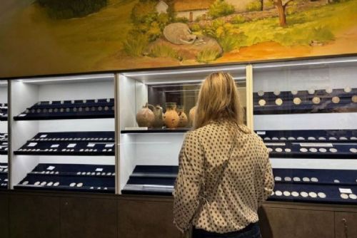 Stříbrný poklad z Dolního Čepí vystavují v Nedvědici