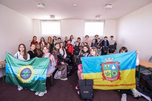 Ukrajinské děti našly v Plzni klid. Přijely si odpočinout od války a užívají si výlety i sport