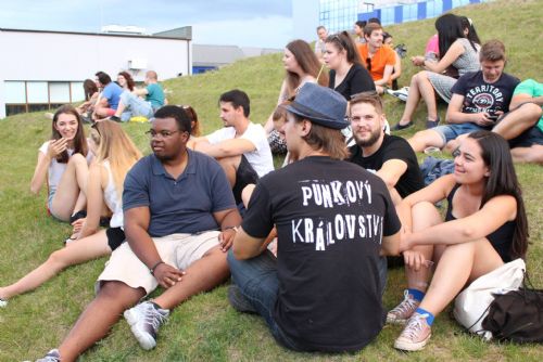 ZČU spouští rekordních 17 letních škol, kurzy pro žáky, studenty i dospělé