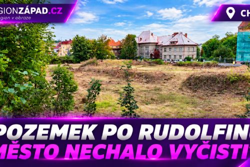 Cheb: Pozemek po Rudolfinu nechalo město vyčistit (TV Západ)