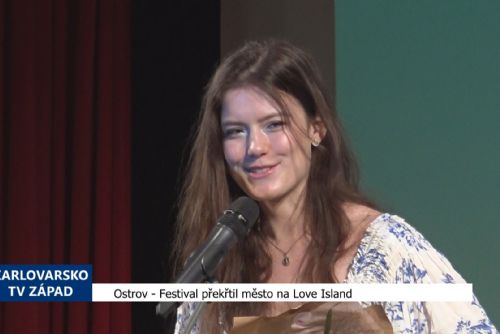 Ostrov: Festival překřtil město na Love Island (TV Západ)