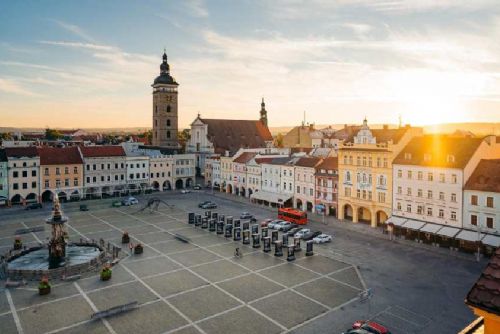Budějovice slaví 760 let: Největší obraz ČR ozdobí náměstí