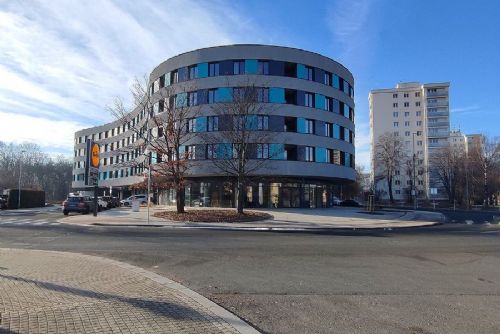 Bydlení pro studenty nabírá v Praze nový směr. Atrium Petřiny ukazuje trend, který v Evropě už dominuje