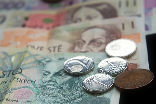Čestní Plzeňané dnes vrátili majitelům dvě ztracené, nadité peněženky