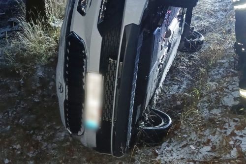 Dopravní chaos na D5 - nehody zablokovaly dálnici i okolí