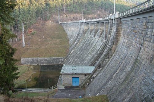 Husinecká nádrž přetéká: Vodňany se připravují na evakuaci