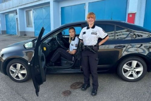 Maskovaný devatenáctiletý mladík přepadl čerpací stanici na Táborsku. Policistky ho zadržely během několika vteřin