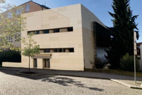 Modernizace Gymnázia Havlíčkův Brod přinese novou tělocvičnu i jídelnu