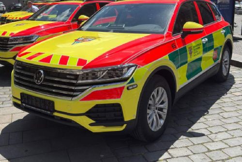 Pražská záchranka nasazuje pět nových vozů Volkswagen Touareg. Nahradí dosluhující Mercedesy GLE