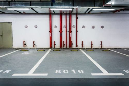 Šestajovice připravují podzemní P+R parkovací dům pro 54 aut za 66 milionů