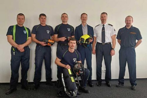 Středočeským hasičům pomáhají nové termokamery Dräger UCF FireCore