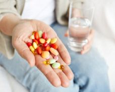 Doplňky stravy užívá 84 % lidí ve věku 18 až 55 let. Kvalitu posuzují podle různých kritérií