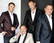 Nezapomenutelný večer se 4 Tenory v MKS Horšovský Týn