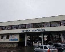 Dětská nemocnice Brno: pavilon S čeká roční rekonstrukce a dočasné omezení lůžek i ubytování rodičů
