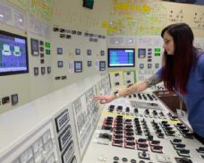 Dukovany mají na každém bloku ženskou operátorku